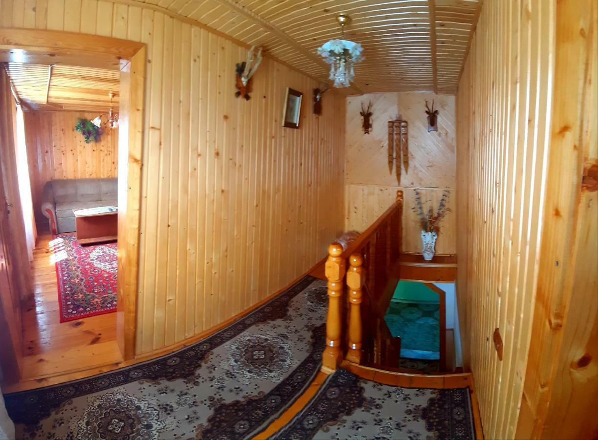Guest House Karpaty Yaremche Exterior photo